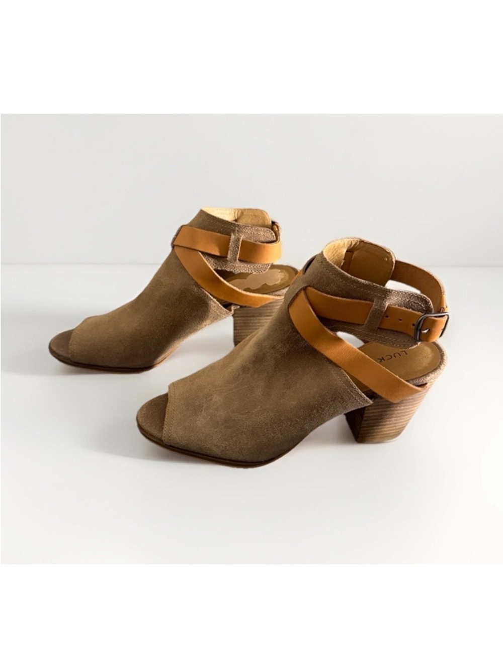 Lucky Brand Harum Peep Toe Booties Suede Crisscross Strap Block Heel Beige‎ 8.5